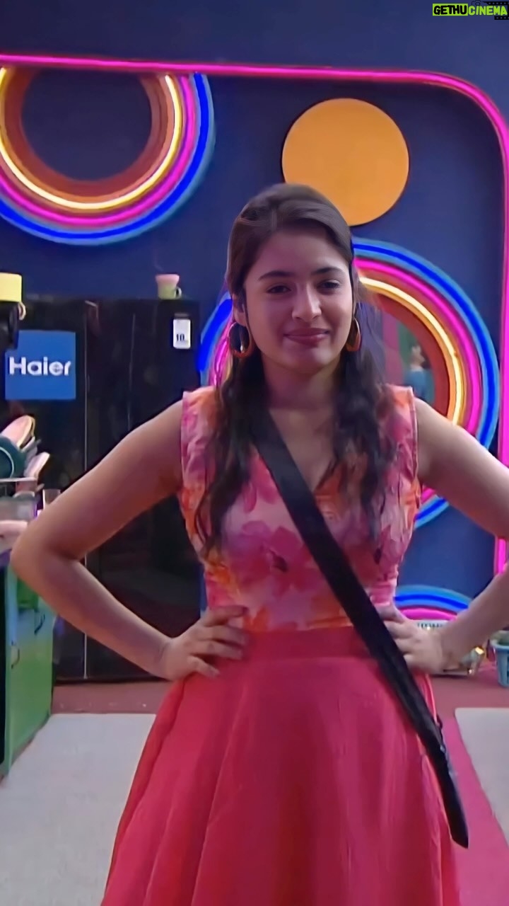 Rathika Rose Instagram - Sheโs shown continuous improvement in every game so please lend your support by casting your votes for her. HOW TO VOTE ๐๐ป Login to Disney + hotstar, Search for Bigg Boss Telugu 7 Cast 1 vote to Rathika Rose and Also Give 1 missed call to 8886676908 (Free) COSTUME BY @adika_fashion_cafe JEWELLERY BY @aanvitrends #rathikarose #biggbosstelugu #bigbosstelugu #starmaa #bigbosstelugu2 #biggboss7telugu #bigboss