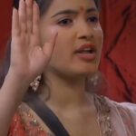 Rathika Rose Instagram - Nominations ante ne fireuuuuu 🔥🔥 COSTUME BY : @aarushireddylabel DESIGNED BY : @supriya.byreddy JEWELLERY BY : @uvbling #rathikarose #biggbosstelugu #bigbosstelugu #biggboss #starmaa