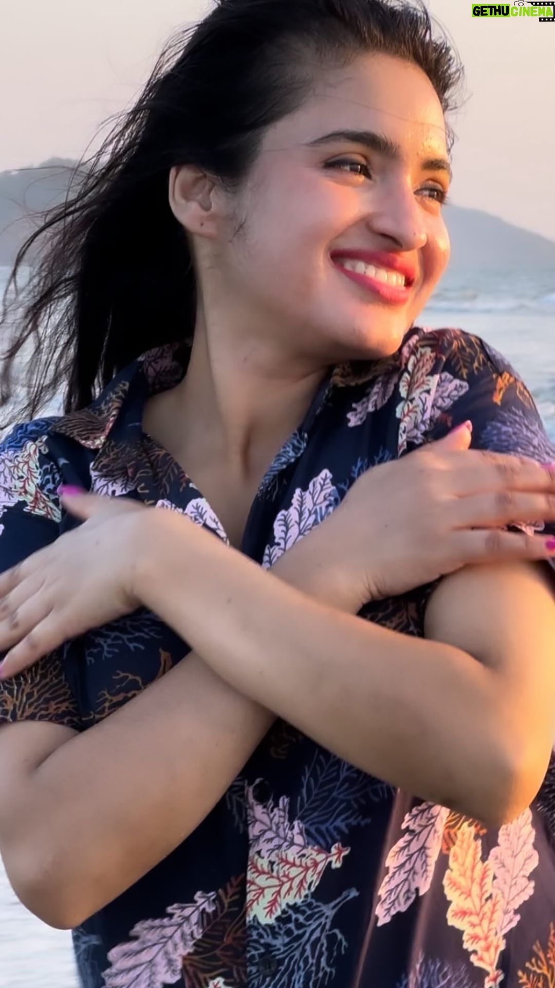 Rathika Rose Instagram - What are you is god’s gift to you , What u make of yourself is what you want ! You still have a lot of time to achieve it ! Be patient ! #hope #BiggBoss #BiggBossTelugu #BiggBoss7Telugu #BiggBossSeason7 #BiggBoss7TeluguUpdates #DisneyplusHotstar #Hotstar #Starmaa #Trending #TrendingReels #Explore #Viral #ViralReels #instagram #biggboss #biggboss7telugu #starmaa #maa #rathikarose #rathika