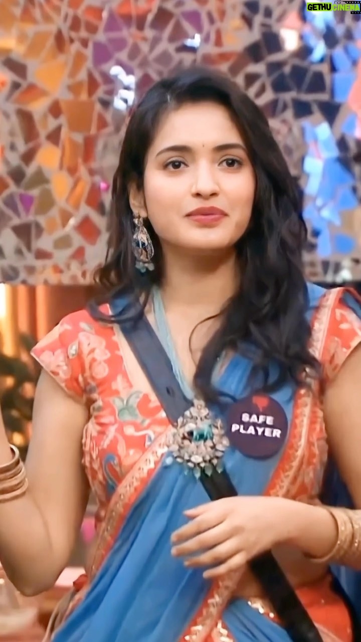 Rathika Rose Instagram - We had a great #week3 and looking forward for #week4 !! Thanks for the elegant weekend outfit by @sneha_fashiondesigner Edit Help By : @masthi_bro #thanksforthesupport guys. #loveyouall #teamrathika