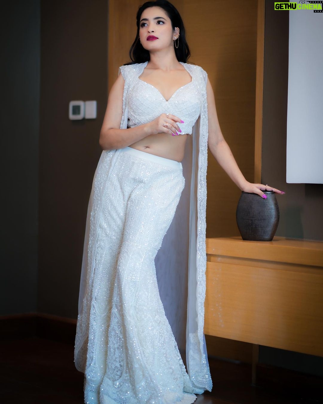 Rathika Rose - 37.2K Likes - Confidence is the best thing you own !!
It may not bring you success but it gives Power to face the challenges!!
#BiggBoss #BiggBossTelugu #BiggBoss7Telugu
#BiggBossSeason7 #BiggBoss7TeluguUpdates
#DisneyplusHotstar #Hotstar #Starmaa #Trending #TrendingReels #Explore #Viral #ViralReels #instagram
#biggboss #biggboss7telugu #starmaa #maa #rathikarose #rathika
Desginer :- @neerusprive @neerusindia @avnish003
Styled by :- @navneeth_bhansali