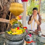 Rathika Rose Instagram - omnamovenkateshaya🤍🙏🏻 omnamahshivaya🤍🙏🏻 #omnamahshivaya #omnamahshivaya #daddysprincess Balaji Temple, Apollo Hospital, Hyderabad