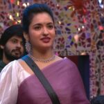 Rathika Rose Instagram – #saturday Episodes are always a truth revealing one’s and this week along with that #nagarjuna sir gave the perfect feedback’s and corrections to everyone as usual. 

We are loving #biggbosstelugu7 and #kingsmeter is so accurate 🫶 Thanks to @starmaa and @disneyplushstel for this great two weeks.

Jewellery: @aanvitrends 

Such a balanced week it has beeen. 

#teamrathika #rathikarose #rathika #beautifulsmile #stunninglooks #fearless #loveyouall