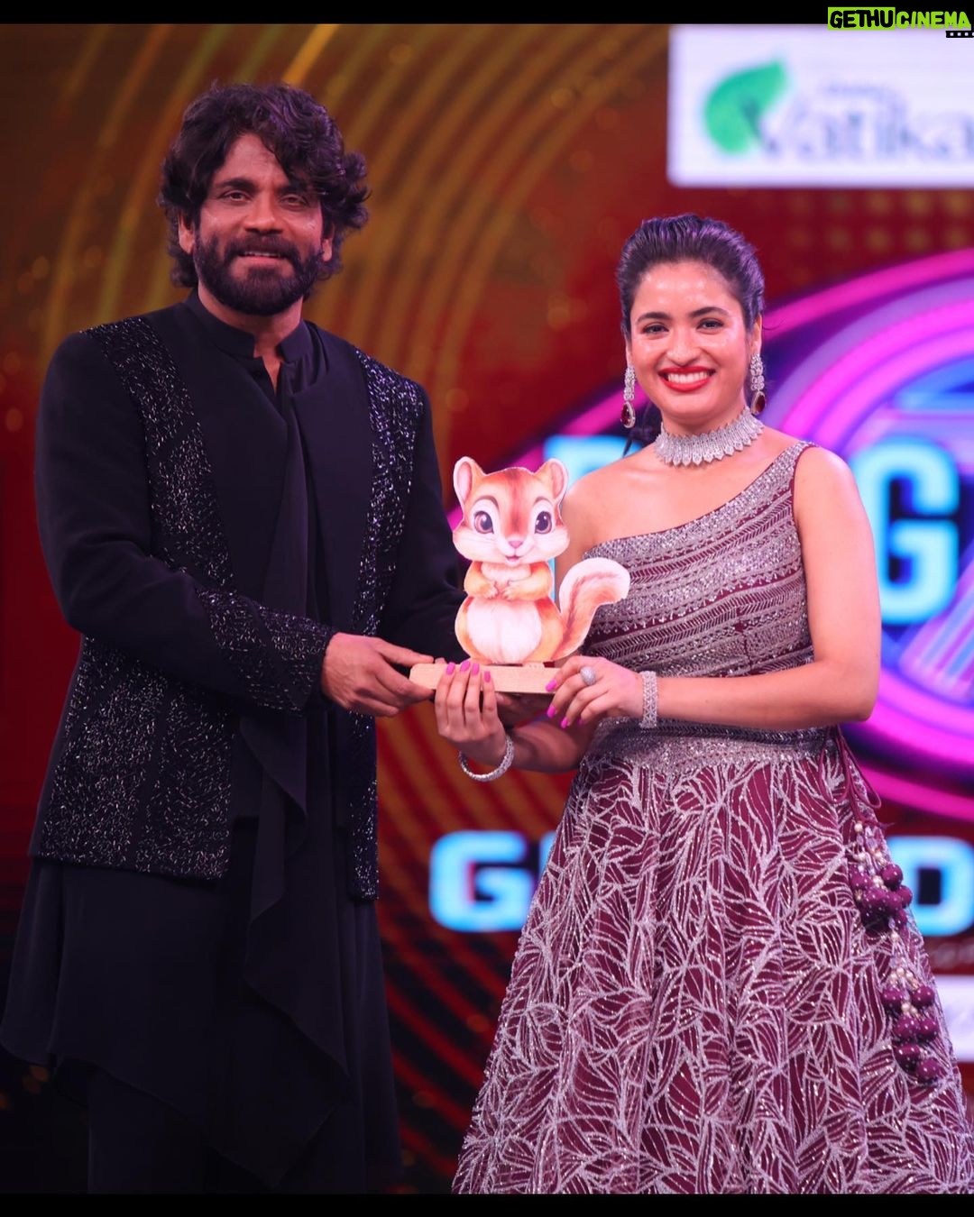 Rathika Rose - 65.4K Likes - Over 7 yrs of my industry career started with lot of struggles and phases this is the first special Award I received till date ! It’s just a beginning I take this as a positive kick start for more and more awards coming my way ! Thanks for everyone who supported and voted for me ! It’s a beautiful journey with flaws and challenges! It made me more stronger mentally and emotionally than ever before ! #rathika #rathikarose #biggboss #BiggBoss #BiggBossTelugu #BiggBoss7Telugu
#BiggBossSeason7 #BiggBoss7TeluguUpdates
#DisneyplusHotstar #Hotstar #Starmaa #Trending #TrendingReels #Explore #Viral #ViralReels #Instagram
#biggboss #biggboss7telugu #starmaa #maa @starmaa @endemolshineind
Desginer :- @neerusprive @neerusindia @avnish003
Styled by :- @navneeth_bhansali
Jewellery :- @fashioncurvee @aditi_collection
