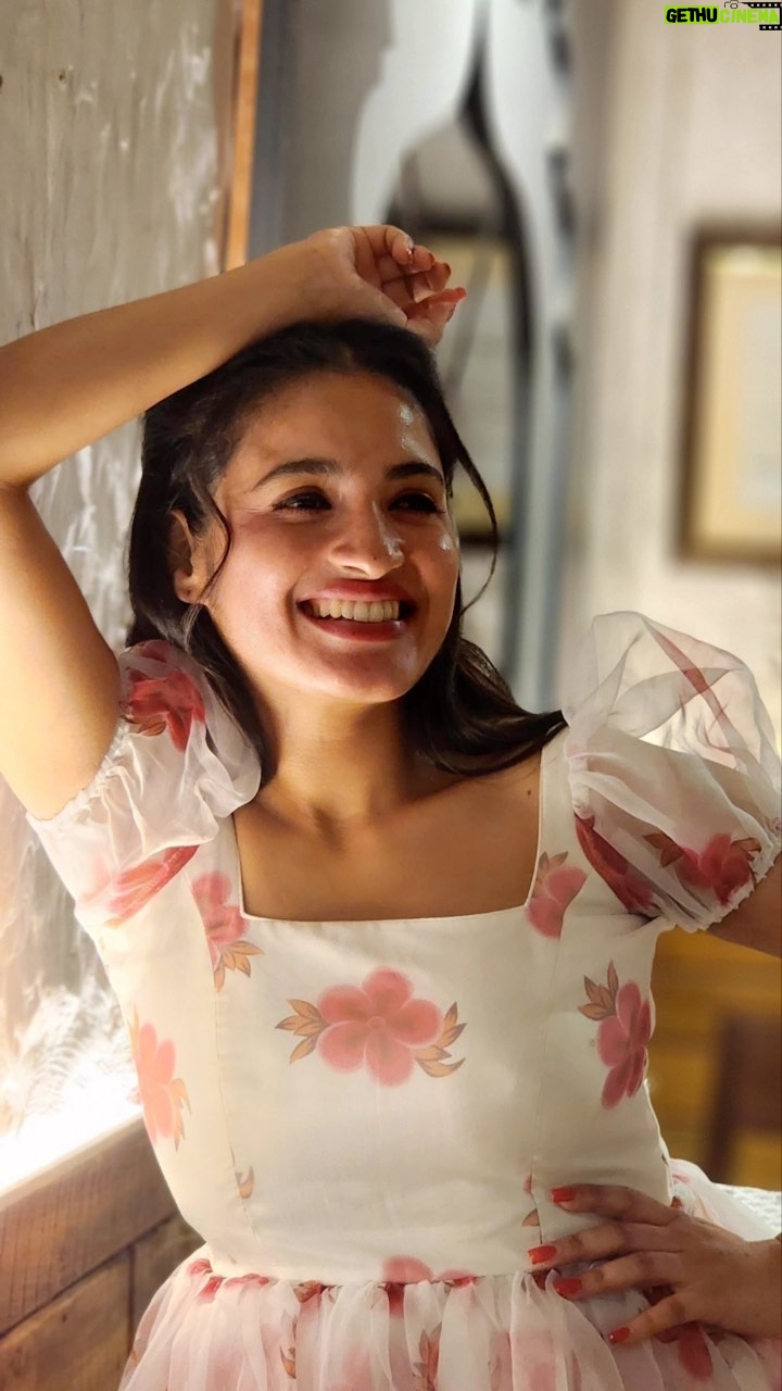 Rathika Rose - 73.8K Likes - We must accept finite disappointment but never lose infinite HOPE !! #hope #trendingreels #biggboss #rathika
outfit by : @samskruthi_couture