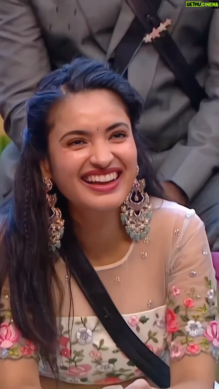 Rathika Rose Instagram - Her beauty shines, a captivating presence that enchants everyone around COSTUME BY @labelmanasamovva JEWELLERY BY @fashioncurvee STYLED BY @harinireddym #rathikarose #biggboss7telugu #bigbosstelugu #biggbosstelugu #starmaa