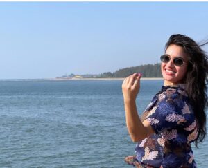 Rathika Rose Instagram - Sea , sweat and the tears are salt water !! 

Hardwork resembles sweat ! 
Failure resembles tears ! 
NOT TO GIVE UP resembles the SEA !! 

Don’t give up ! Keep trying and be hungry for what you want !!

#BiggBoss #BiggBossTelugu #BiggBoss7Telugu
#BiggBossSeason7 #BiggBoss7TeluguUpdates
#DisneyplusHotstar #Hotstar #Starmaa #Trending #TrendingReels #Explore #Viral #ViralReels #instagram 
#biggboss #biggboss7telugu #starmaa #maa #rathikarose #rathika