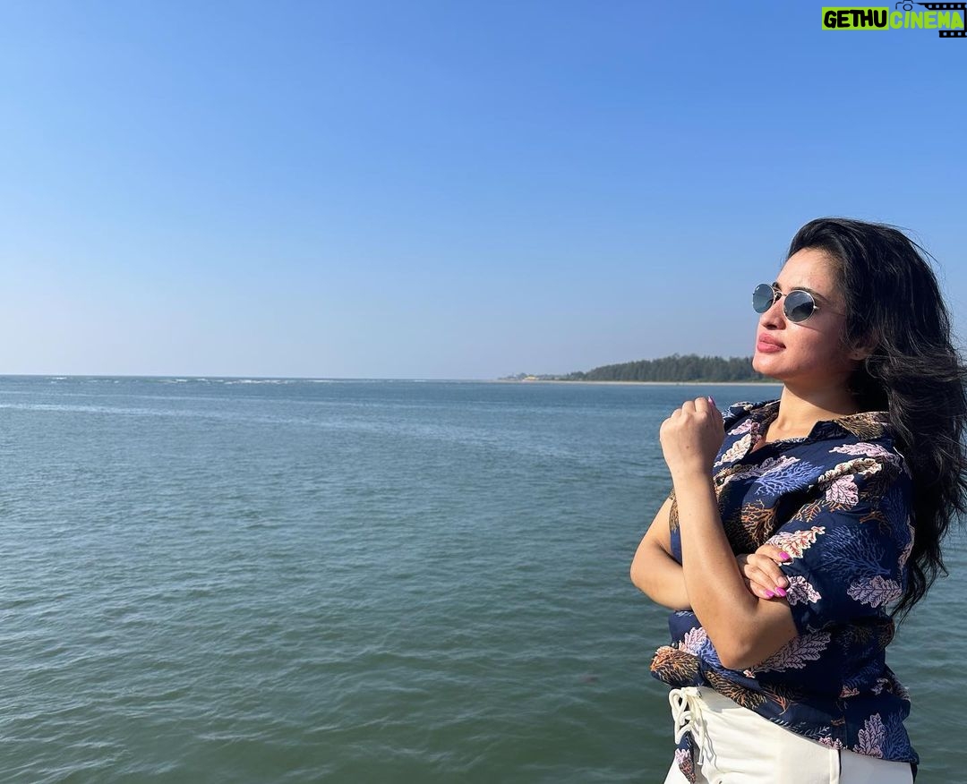Rathika Rose - 61.9K Likes - Sea , sweat and the tears are salt water !!
Hardwork resembles sweat !
Failure resembles tears !
NOT TO GIVE UP resembles the SEA !!
Don’t give up ! Keep trying and be hungry for what you want !!
#BiggBoss #BiggBossTelugu #BiggBoss7Telugu
#BiggBossSeason7 #BiggBoss7TeluguUpdates
#DisneyplusHotstar #Hotstar #Starmaa #Trending #TrendingReels #Explore #Viral #ViralReels #instagram
#biggboss #biggboss7telugu #starmaa #maa #rathikarose #rathika
