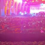 Raveena Aurora Instagram - HOLLYWOOD BOWL (´• ᴗ •̥`✿) WOW was crying so much after this one …. u play so many shows as an artist , and not all of them are perfect, but sometimes u have one that shakes you to your core and reminds you why u practice and put your body thru so much. This one was that for me . thank u @maxwell @laphil @hollywoodbowl and my beautiful touring crew for the magic magic magic night !!!!