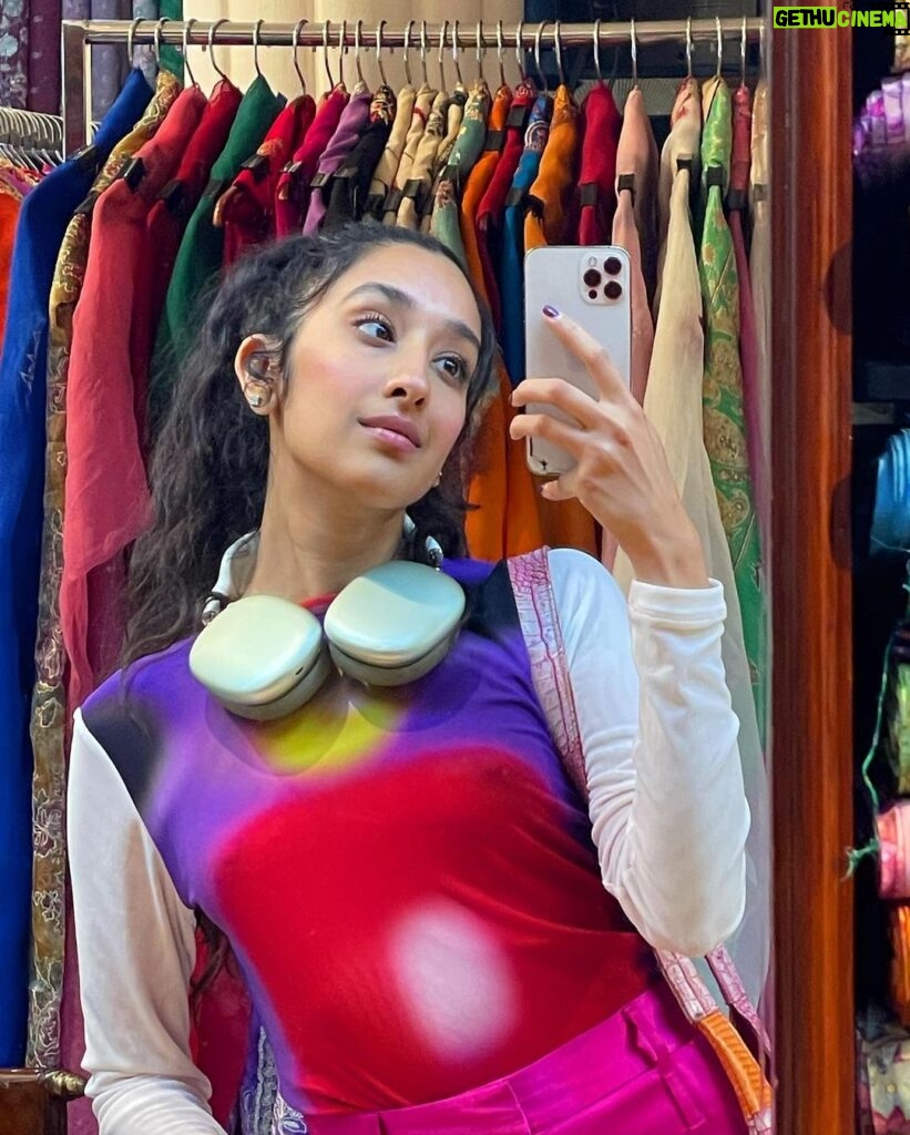 Singer Raveena Aurora HD Instagram Photos and Wallpapers February 2023 ...