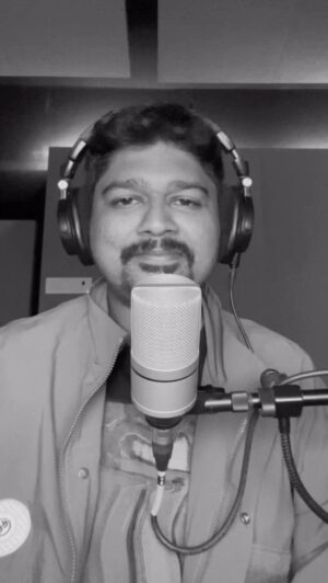 Ravi G Instagram - Home jam series - II

My Favourite- No.35

Newyork Nagaram - Sillunu oru Kadhal

Original credits :- 

Composer :- A R Rahman
Singer :- A R Rahman

Copy Rights owned by original composer / Audio Channel

#arrahman #arr #ravig #artist #reelsinstagram #artistinstagram #homejamseries #lifeofamusician #tamil #chennai #musically #cover #love #Kollywood #tamilmusic 
#tamilreels #reels #reelsindia #tamilstatus #love #music #musician #surya #jothika #jillunuorukadhal #newyorknagaram #90s #jyotika