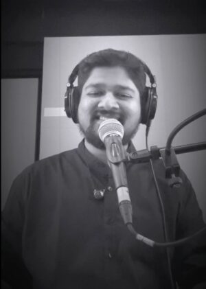 Ravi G Instagram - Celebrating “Malarthan” from Aneethi . Happy to have sung this beautiful melody along with @heshamabdulwahab composed by @gvprakash . Wonderful lyrics by @karthiknetha_official . Had the privilege of co-producing the track .

Special mention to the artists who have worked in this track 

Flute - @lalittalluri 
Bass - @laxmax_3483 
Santoor - @divyanshsantoor 
Rhythm - kalyan
Backing vocals - @vanathisuresh @sushmita_narasimhan @padmaja.07 @sivaranjinichandramouli 
Mix and master - jehovasan. 

@dir_vasanthabalan @imarjundas @dushara_vijayan @arjunchidambaram @vanithavijaykumar @thinkmusicofficial 
#malarthan #aneethi #gvprakash #dusharavijayan #arjundas #vasanthabalan #arjunchidambaram #vanithavijaykumar