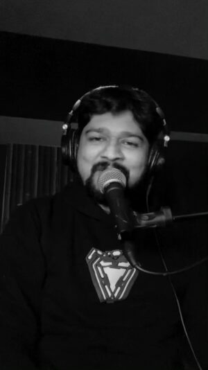 Ravi G Instagram - Home jam series - My Favourite- No.18  Gulmuhar malare - Majnu  #ravig #réel #artist #reelsinstagram #artistinstagram #homejamseries #lifeofamusician #tamil #harris #harrisjayaraj #chennai #musically #cover 
#tamilsongs #hariharan #majnu #prashant