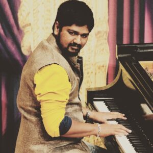 Ravi G Instagram - During concert @clevelandthyagarajafestival @steinwayandsons
