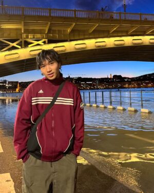 Reangsei Phos Instagram - no time blocking in europe