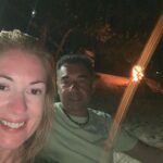 Rebeca Instagram - Que Jantar tão bom junto à praia 🥰🥰 Fora do resort deu para conhecer um povo humilde com poucas posses, mas sempre com um sorriso nos lábios 🙏🙏❤️❤️ — em Bayahibe Rep.Dominicana.