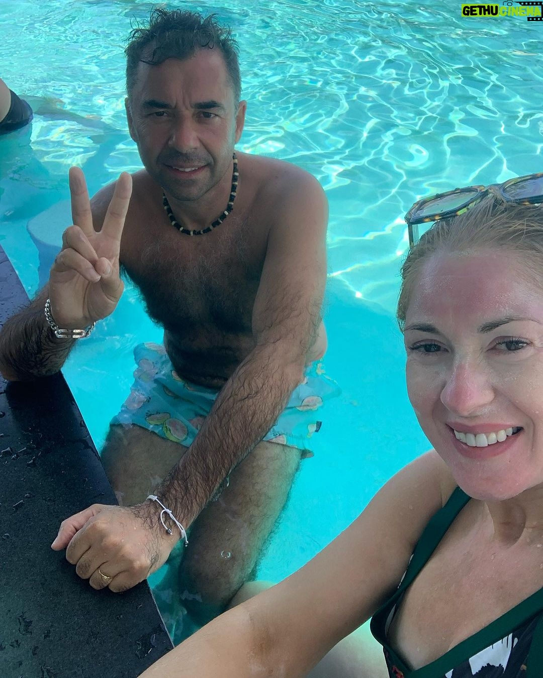 Rebeca Instagram - Que calorrrr 馃尀馃サs贸 se est谩 bem dentro de 谩gua 馃挦 Bayahibe Rep.Dominicana