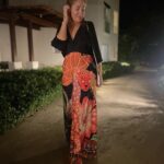 Rebeca Instagram - Vamos lá jantar 🥘 Vestido @by_manuela_moreira adoro 🥰 o que acham? Vou bem?