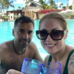 Rebeca Instagram - Um brinde à VIDA 🙏❤️ que sejamos todos felizes… Dreams Dominicus La Romana
