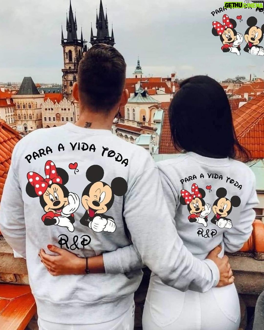 Rebeca Instagram - Quase a chegar o “dia dos Namorados”❤️❤️ e o “dia do pai” ❤️❤️ e eu gosto muito de comprar as prendinhas cedo 🤩🤩 já escolhi, mas não vou dizer quais foram 😂 e vocês deem uma vista de olhos na loja @colares_de_catia_prata e façam os vossos pedidos 👌