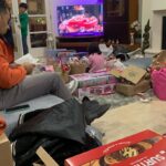 Rebeca Instagram - Cá em casa estamos assim 😱😱😂😂 Agora quem é que vai arrumar a sala ??!?!