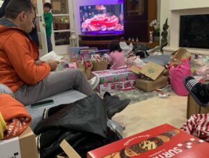 Rebeca Instagram - Cá em casa estamos assim 😱😱😂😂 
Agora quem é que vai arrumar a sala ??!?!