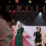 Rebeca Instagram - Natal dos hospitais quem esteve desse lado? Cantar para os que estão menos bem Vestida por @majodioficial obrigada pela confiança adorei verde esperança 🎄🙏❤️