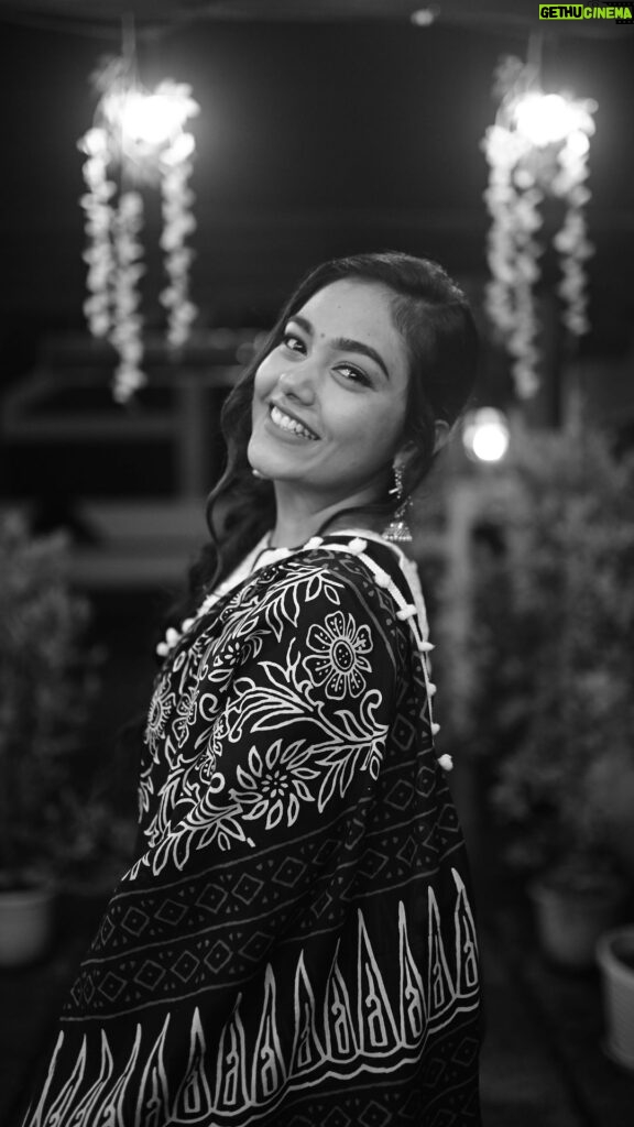 Rebecca Santhosh Instagram - beautiful @rebecca.santhosh 🧿❤️ . . . . . #simplemakeup #simplemakeuplook #rebeccasanthosh❣️ #thrissur #weddingmakeup #hinduweddingmakeup #muslimweddingmakeup #christianweddingmakeup #partymakeup #glassmakeup #glowmakeup