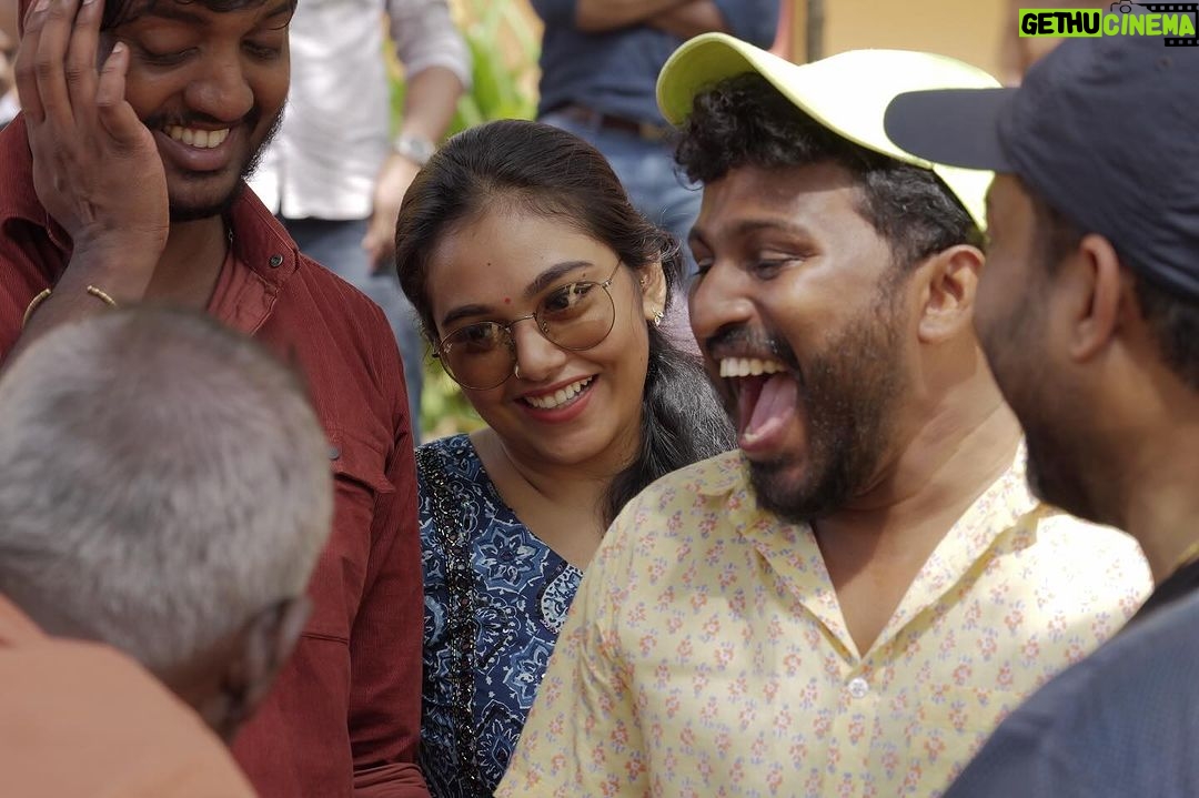 Rebecca Santhosh Instagram - Happy faces 🥹🥳 #idiyanchandhu location . . . @idiyanchandhu_movie