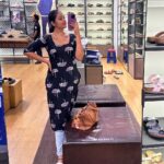 Rebecca Santhosh Instagram – Some random mirror selfies 🪞🤳
.
.
.
Swarovski phone cover : @zappersstore.in