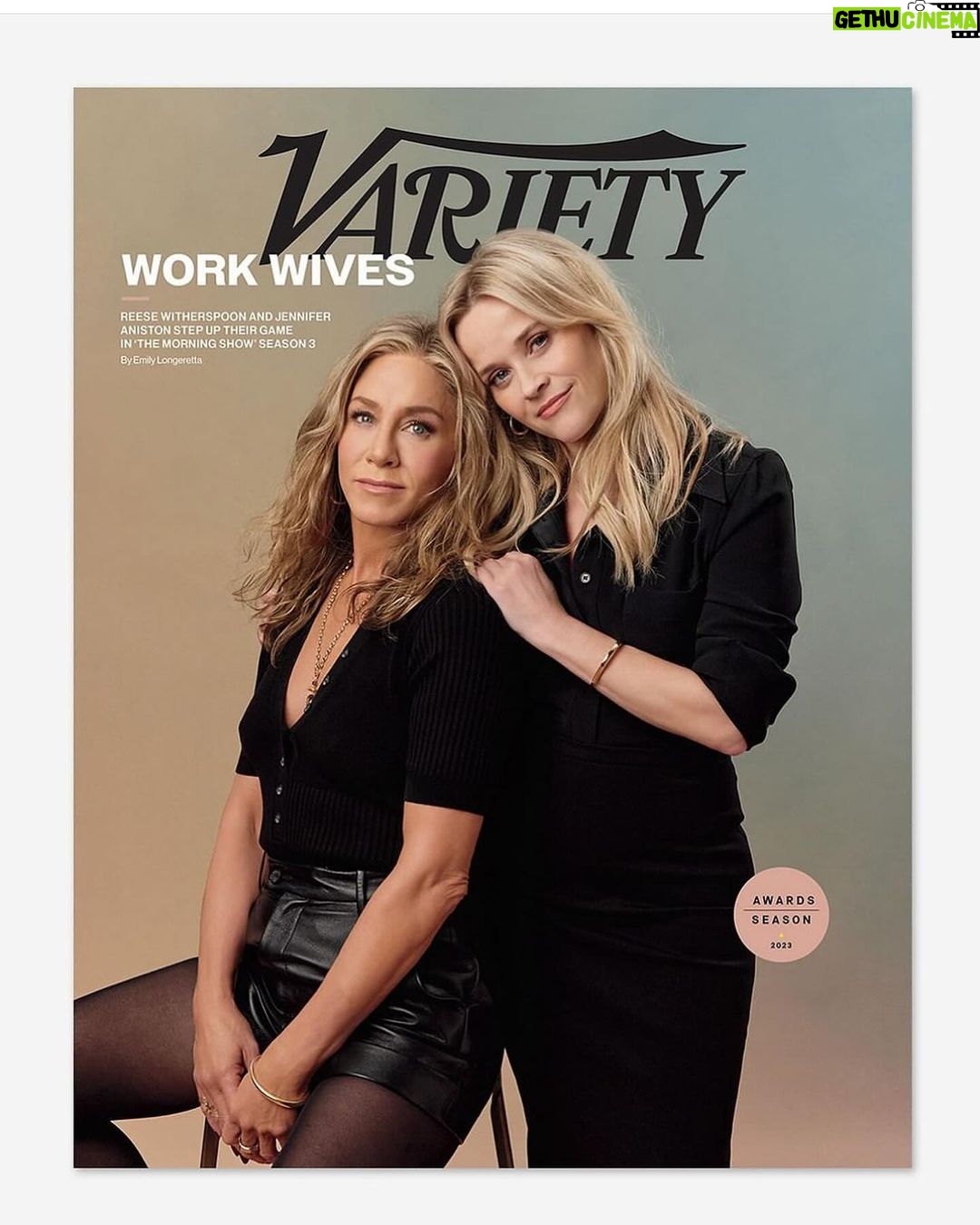 Reese Witherspoon Instagram - Always a pleasure to spend time with America's favorite news anchor and my favorite work wife @jenniferaniston ! Talking about all the twists & turns of Season 3 @themorningshow 🤫🫠🫣🥹with @variety
