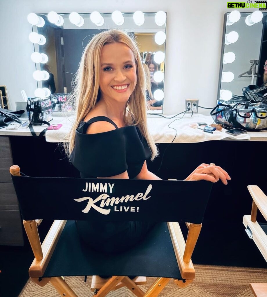 Reese Witherspoon Instagram - Lights, camera, @jimmykimmellive time! ✨🎥 Watch tonight!!! There may or may not be a special guest (hint, hint @i.am.wesley.kimmel 😉) #YourPlaceOrMine