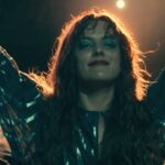 Reese Witherspoon Instagram - @daisyjonesandthesix IS THE MOMENT 💫🎸🤘🏼🎶 Get ready to be obsessed!!! Only on @primevideo March 3.