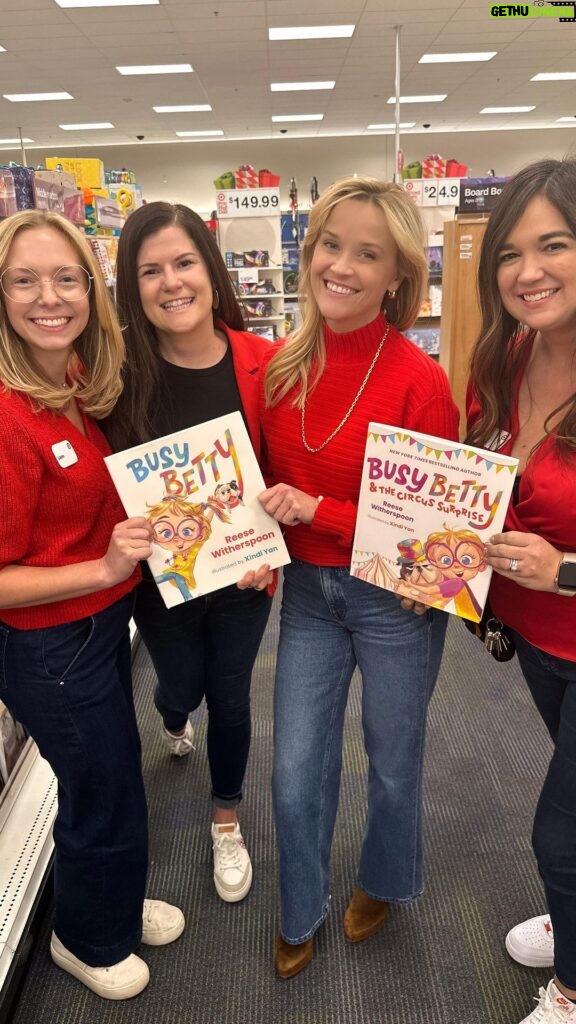 Reese Witherspoon Instagram - Surprise @target run! 🎯 Had SO much fun popping in to sign a few Busy Betty and Busy Betty & The Circus Surprise books! 📚 🤸 💫 Nashville, have you found them all yet?! 🤭 Make sure to grab some copies of Busy Betty for all those little readers on your list! 🎁 🎶: G-axis sound music on TikTok