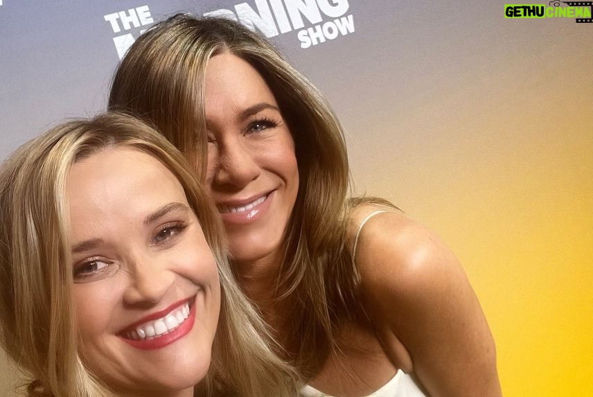 Reese Witherspoon Instagram - Happy Birthday @jenniferaniston! What a gift to get to work with my big sis everyday on @themorningshow. You always give the best advice and endless LOVE and support. I π you, Jen! Everyone wish her a Happy Birthday!! ππ«