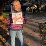 Reese Witherspoon Instagram - Come with me on a visit to my childhood classroom to read BUSY BETTY. 🤩 What a lucky girl I was to have Mrs. Wright encouraging me to be creative and outspoken as a young girl! I guess I sang a lot of @DollyParton songs everyday 🤣 🎶Shout out to all the amazing teachers who are nurturing our kid’s busy brains!
