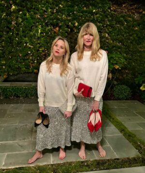Reese Witherspoon Instagram - Spreading Holiday joy ... it's exhausting 😂🎄💫💗