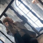 Reika Sakurai Instagram - 皆さま！ 2023年カレンダーご購入いただけましたでしょうかー！！ まだ今年のカレンダー迷ってるよぉ🥺って方！！！ 是非この機会に〜♡♡♡ 詳細はプロフィール欄にあるオフィシャルファンクラブのサイトへGO💨 次はいつ出来るかわからないブロンド桜井です✨笑 #rsfanclub #2023 #カレンダー