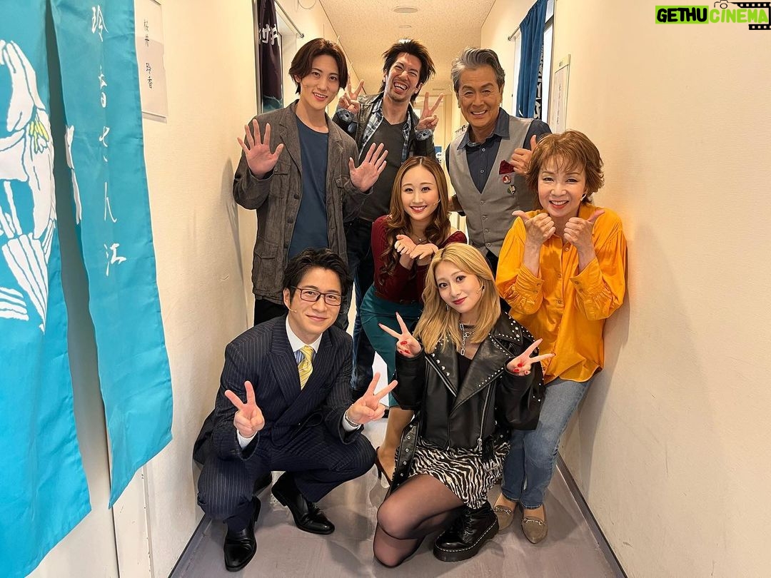 Reika Sakurai Instagram - ミュージカル『First Date』 無事全公演完走致しました! 応援ありがとうございました✨ 100分ノンストップ、ワンシチュエーションコメディ。 とても刺激的な作品でした! カースト上位強め女子 ケーシー💕本当は心優しい女の子。 大好きな役柄に出逢うことができました。 またいつの日か…💘 #firstdate #村井良大 さん #植原卓也 さん #音くり寿 さん #オレノグラフィティ さん #保坂知寿 さん #長谷川初範 さん みんなみんな、大好きですー!