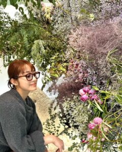Reika Sakurai Instagram - のんびりした日。 ⁡ 朝晩冷えるようになりましたね。 超乾燥肌・敏感肌の私には辛い時期がやってきました… 乾燥に花粉。大敵だ。 恥ずかしながら今年の夏頃からやっと真剣に皮膚科での肌管理を始めました。 そのおかげか、毎年悩まされる夏から秋にかけての肌荒れは今のところ大丈夫です。 今年は外ロケも多かったので、ビタミンも積極的に🍋 ⁡ これからも少しずつ、自分のお肌を育てていきます @christinaginza いつもありがとうございます✨ #pr クリスティーナクリニック銀座