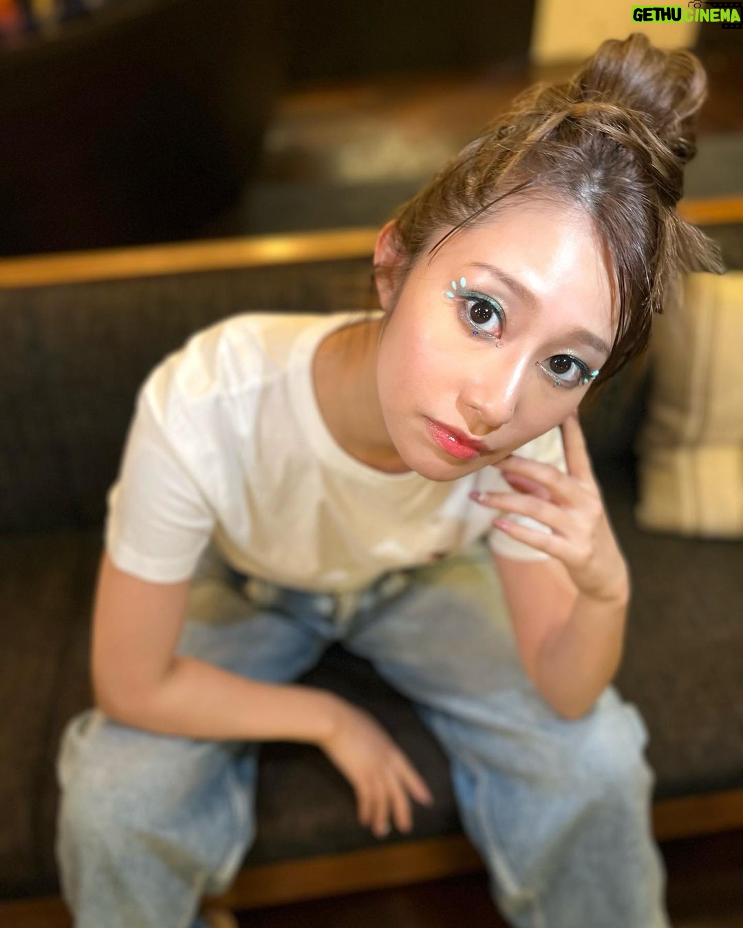 Reika Sakurai Instagram - @jin_murahata_5 @daisukeaoki_tiechel @manami_tiechel