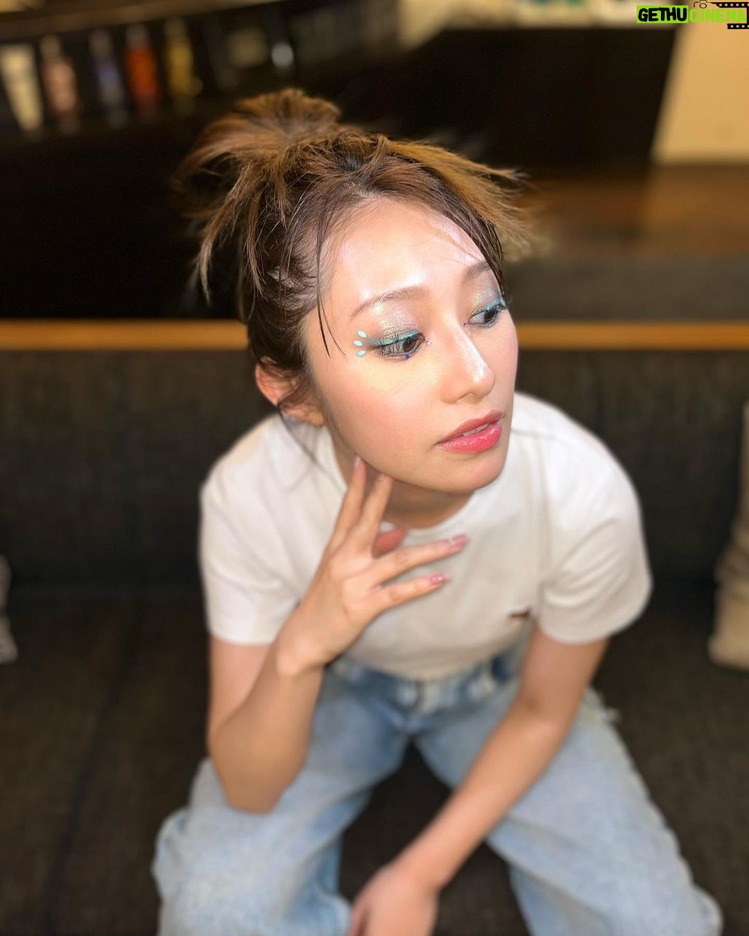 Reika Sakurai Instagram - @jin_murahata_5 @daisukeaoki_tiechel @manami_tiechel