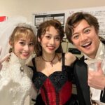 Reika Sakurai Instagram - ミュージカル『ジキル&ハイド』 無事全公演終了致しました✨ 素晴らしい役者さん、スタッフさんの勇姿を毎日間近で見れたことで、 この作品でもまた大切なことを沢山学びました！ 私ももっと大きくなるぞ！ ご観劇いただいた皆様、 応援して下さった皆様 ありがとうございました♡♡♡ #ジキルアンドハイド #ジキハイ #石丸幹二 さん #柿澤勇人 さん #笹本玲奈 さん #真彩希帆 さん #石井一孝 さん #上川一哉 さん #栗原英雄 さん