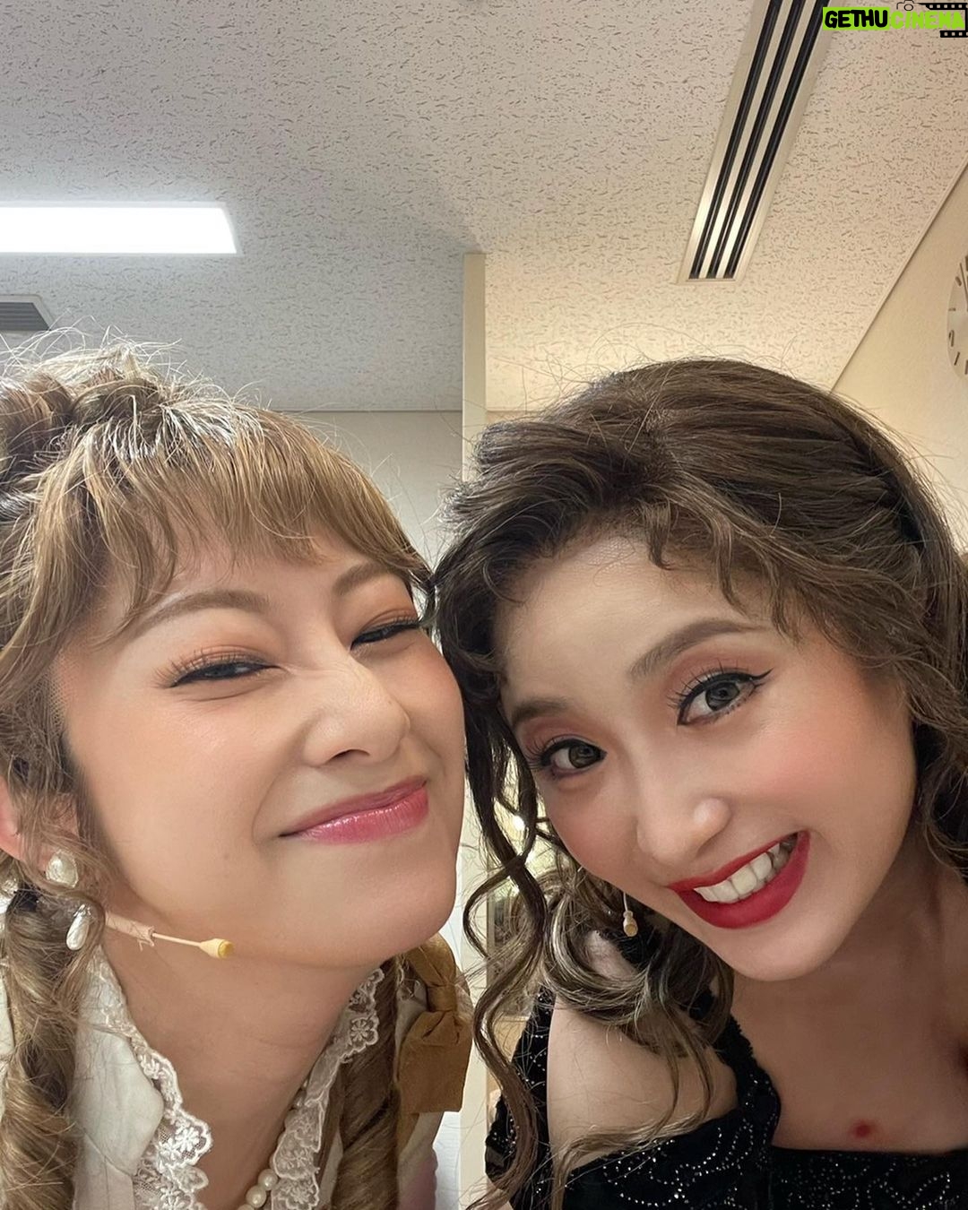 Reika Sakurai Instagram - ミュージカル『ジキル&ハイド』 無事全公演終了致しました✨ 素晴らしい役者さん、スタッフさんの勇姿を毎日間近で見れたことで、 この作品でもまた大切なことを沢山学びました! 私ももっと大きくなるぞ! ご観劇いただいた皆様、 応援して下さった皆様 ありがとうございました♡♡♡ #ジキルアンドハイド #ジキハイ #石丸幹二 さん #柿澤勇人 さん #笹本玲奈 さん #真彩希帆 さん #石井一孝 さん #上川一哉 さん #栗原英雄 さん