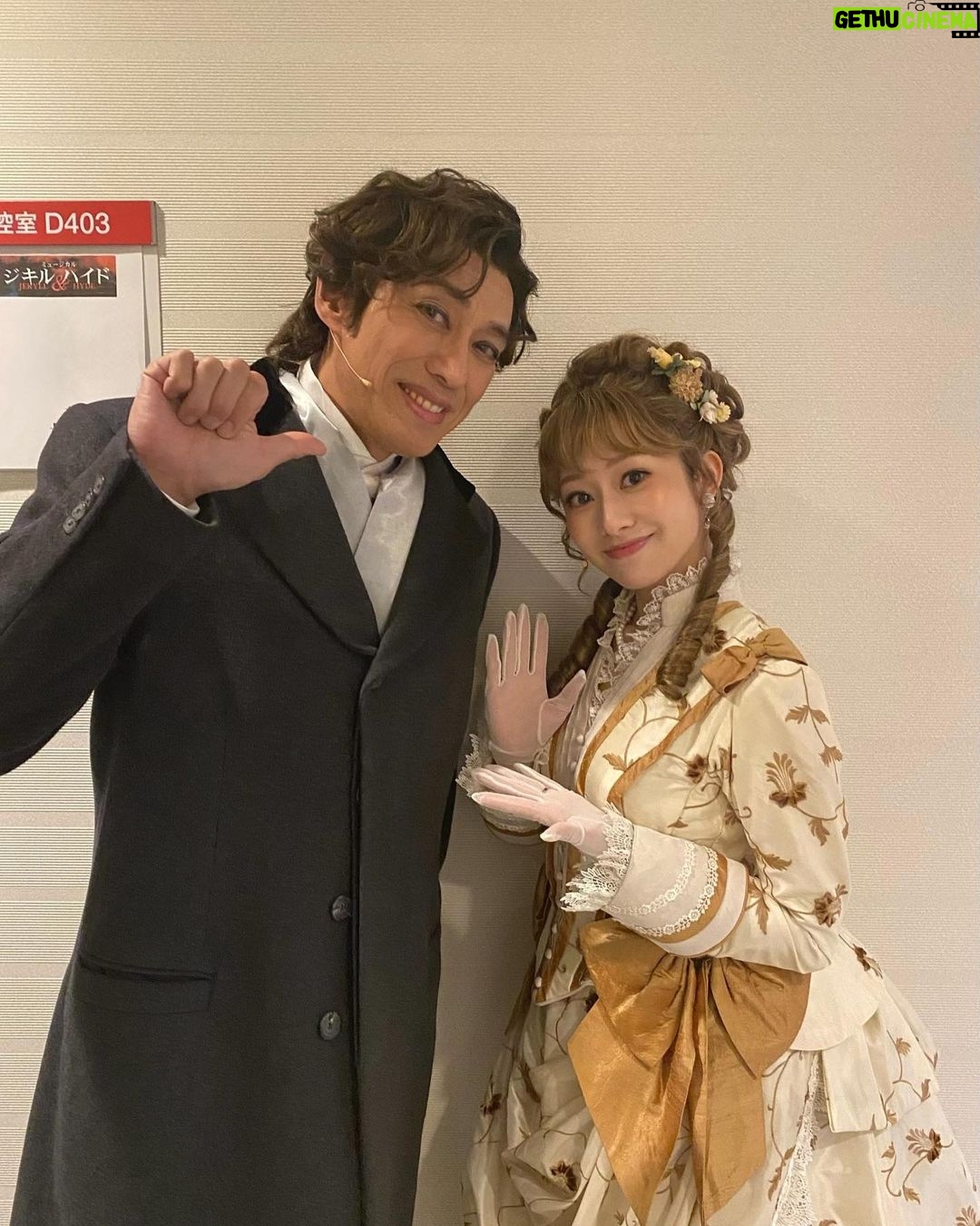 Reika Sakurai Instagram - ミュージカル『ジキル&ハイド』 無事全公演終了致しました✨ 素晴らしい役者さん、スタッフさんの勇姿を毎日間近で見れたことで、 この作品でもまた大切なことを沢山学びました! 私ももっと大きくなるぞ! ご観劇いただいた皆様、 応援して下さった皆様 ありがとうございました♡♡♡ #ジキルアンドハイド #ジキハイ #石丸幹二 さん #柿澤勇人 さん #笹本玲奈 さん #真彩希帆 さん #石井一孝 さん #上川一哉 さん #栗原英雄 さん