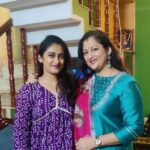 Rekha Krishnappa Instagram - Celebrations with family are the happiest moments 🥰🥰🥰 #deepavalli #deepavalli2023❤️ #diwali #celebrations #familytime #happiness Home