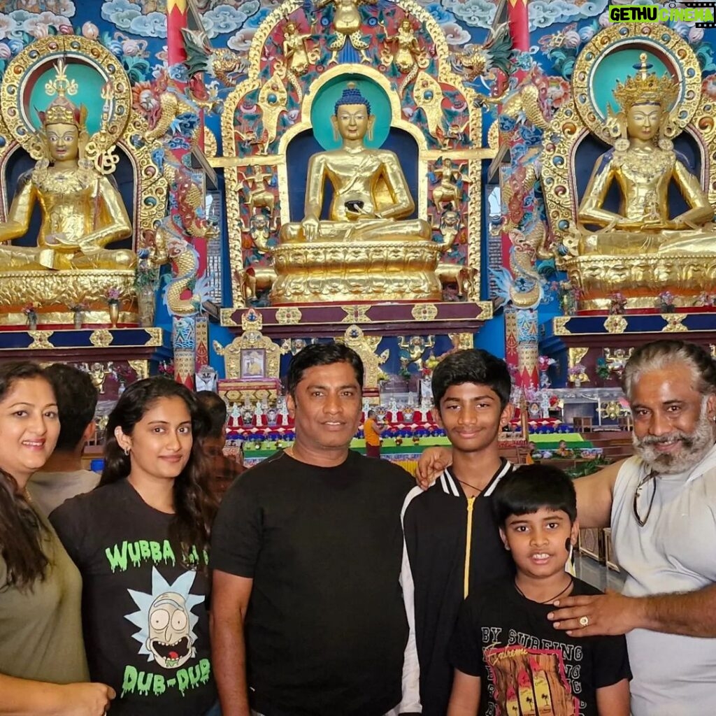 Rekha Krishnappa Instagram - Welcoming the New year with only Love and Positive vibes. 😍 #newyear #happynewyear #2024 #familytime #family #familyfun #vacation Golden Temple Namdroling Monastery