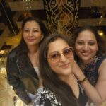 Rekha Krishnappa Instagram – Friends day out 

@jayanthi_vinay 
@chinmayeejag 
@ramdg_1975 
@qualityinn.rockwellgrand 

#friends #friendship #collagefriends Bangalore, India