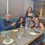 Rekha Krishnappa Instagram - Friends day out @jayanthi_vinay @chinmayeejag @ramdg_1975 @qualityinn.rockwellgrand #friends #friendship #collagefriends Bangalore, India