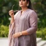 Rekha Krishnappa Instagram – #beingkalpana @sitaraman_official 
I am enjoying the role… What about you?? Comment about the twins….. ❤️
PC; @sj_miracle__

@zeetamizh @zeetv @zee5tamil Chennai, India